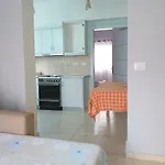 Sopebra فيلة ساراندا