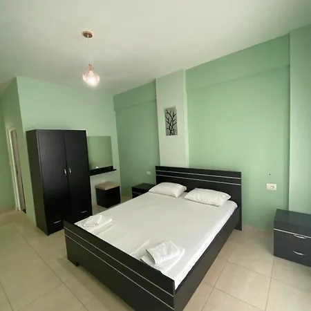 Sopebra Villa Sarandë